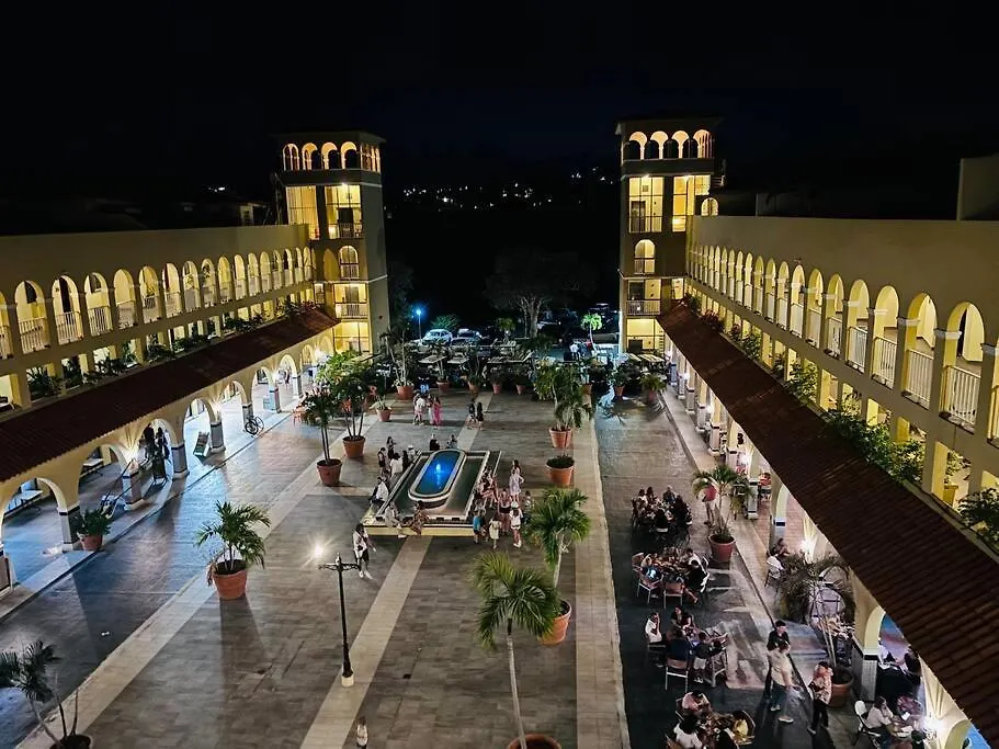 Beachside Famous Resort, Pool, Night Life,Full Ac Playa de Guayanes